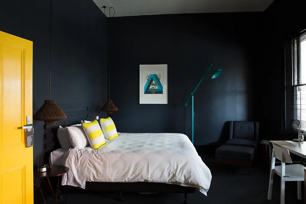 The Franklin Boutique Hotel Adelaide 4*,
