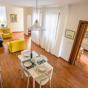 florence-apartment-hosted-by-sweetstay.it-tuscanyhotel.com/